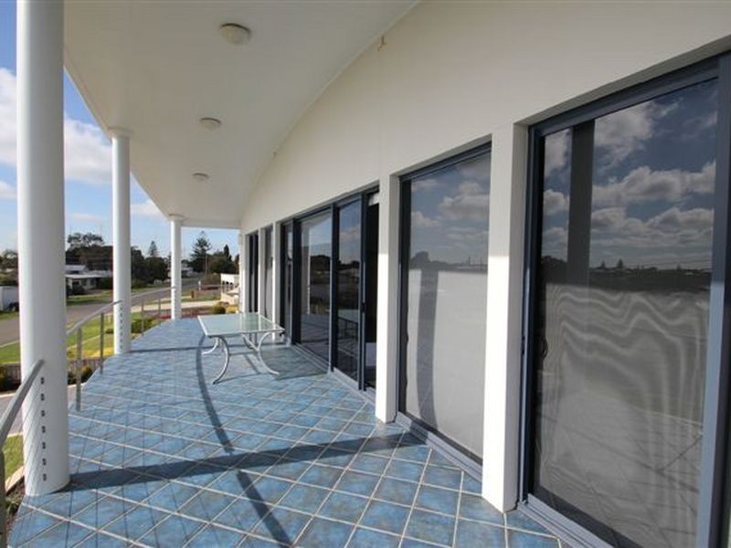 2 Cunliffe Street, Port Hughes SA 5558