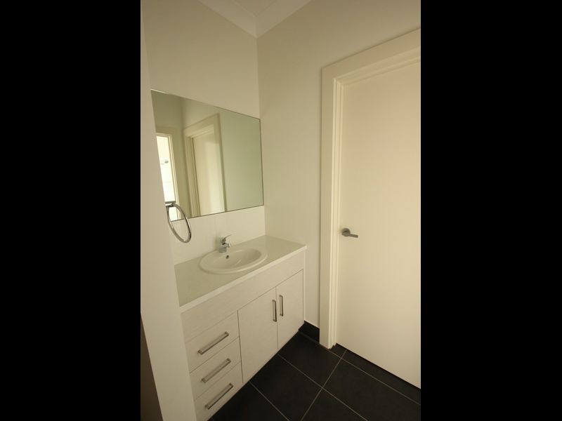 31 John Olsen Drive, Kadina SA 5554