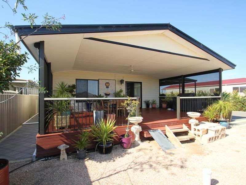 10 Reynolds Street, Moonta Bay SA 5558