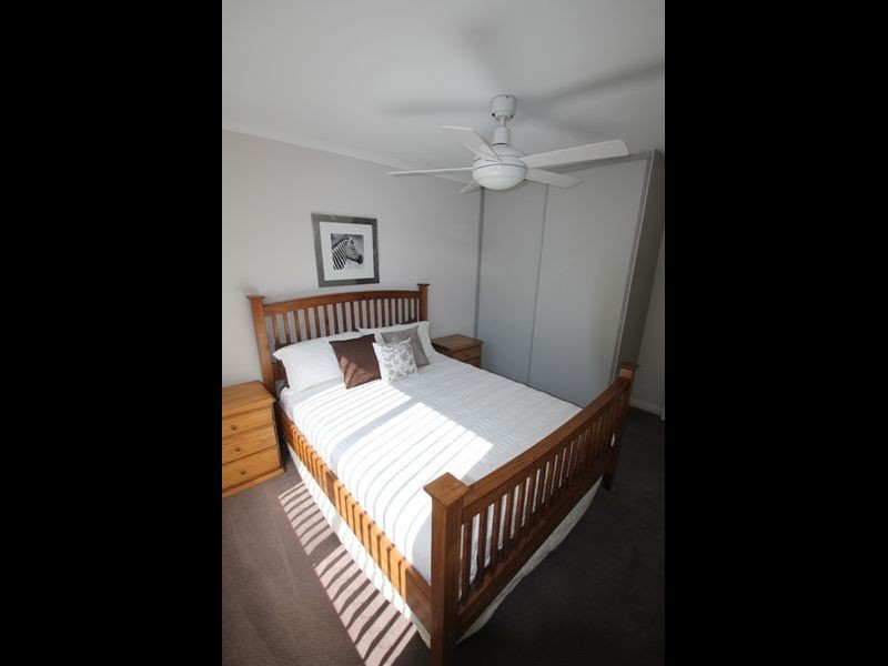 10 Reynolds Street, Moonta Bay SA 5558