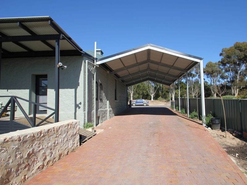 5 Milne Terrace, Moonta SA 5558