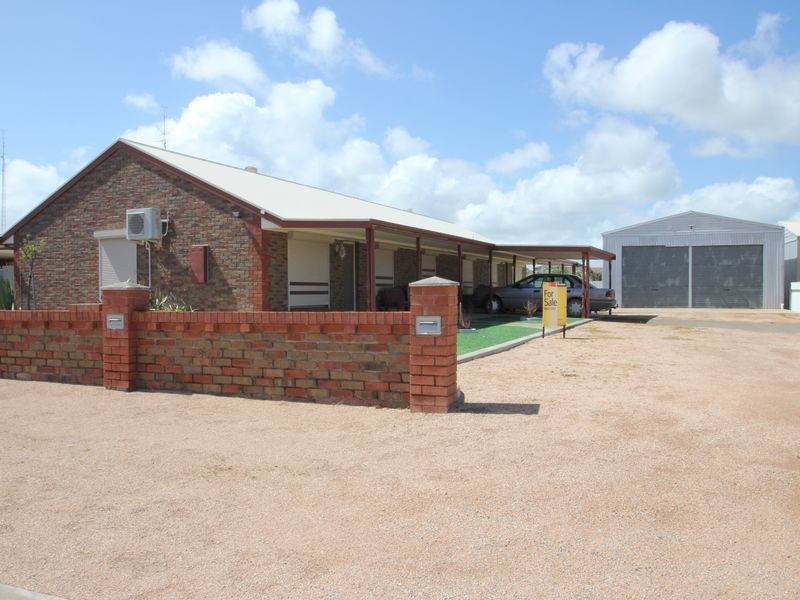 12 Stocker Street, Moonta Bay SA 5558