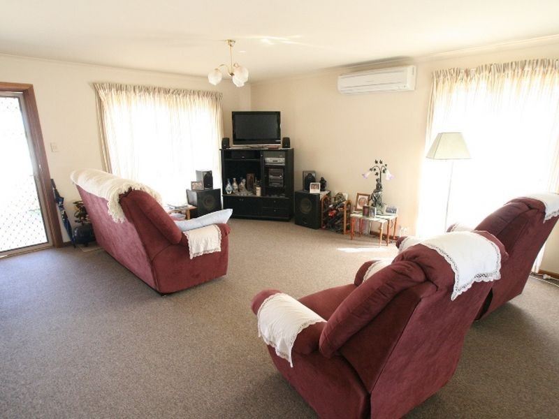 12 Stocker Street, Moonta Bay SA 5558