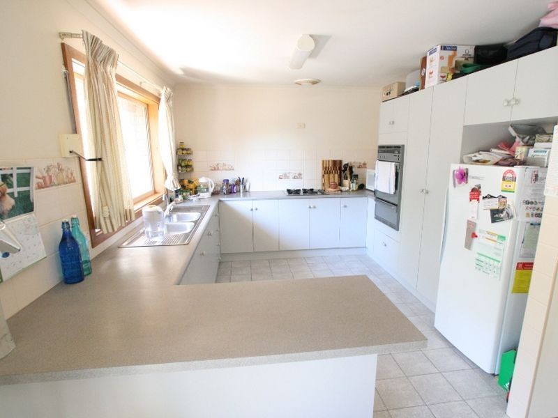 12 Stocker Street, Moonta Bay SA 5558