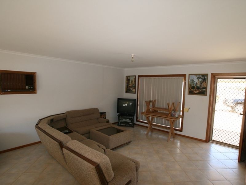 12 Stocker Street, Moonta Bay SA 5558