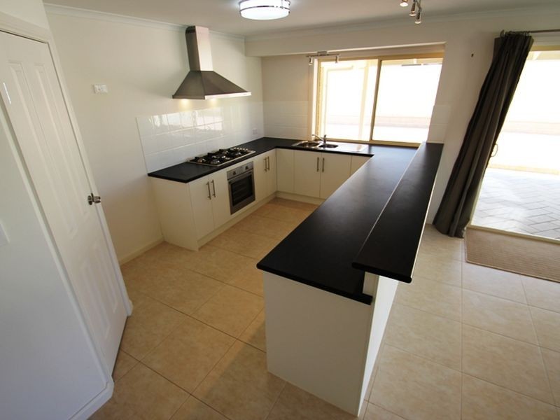 3 Quintrell Street, Moonta Bay SA 5558