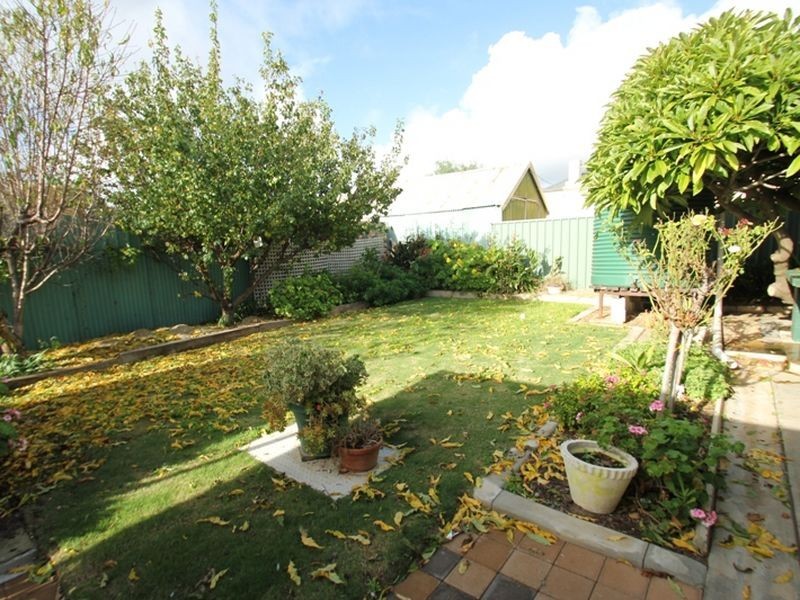 32 Caroline Street, Moonta SA 5558