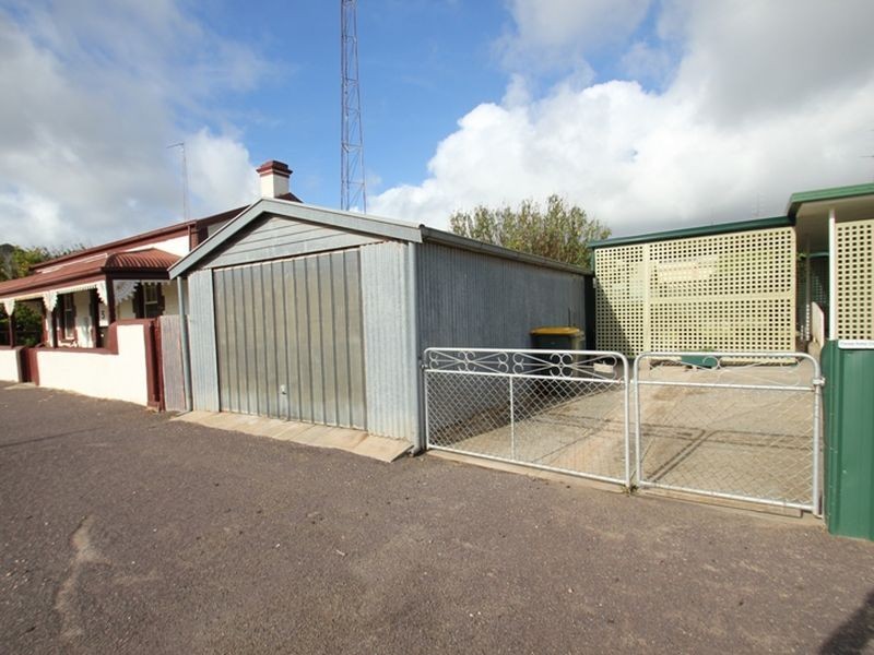 32 Caroline Street, Moonta SA 5558