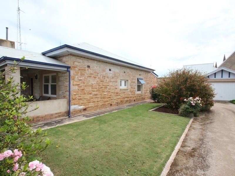 36 Caroline Street, Moonta SA 5558