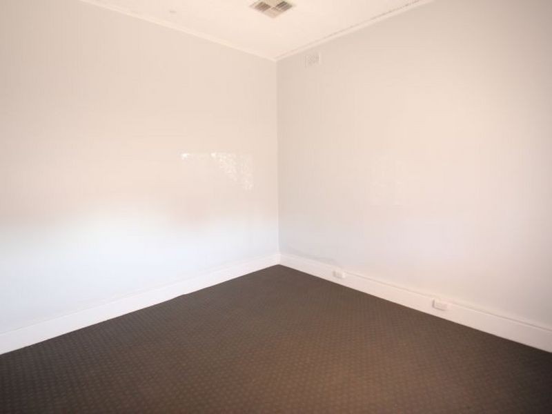 69 Caroline Street, Moonta SA 5558