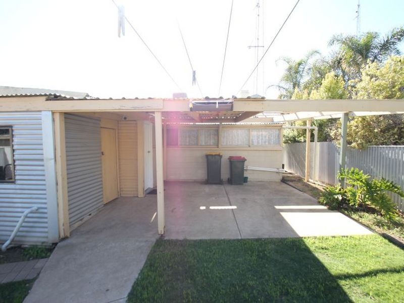 69 Caroline Street, Moonta SA 5558