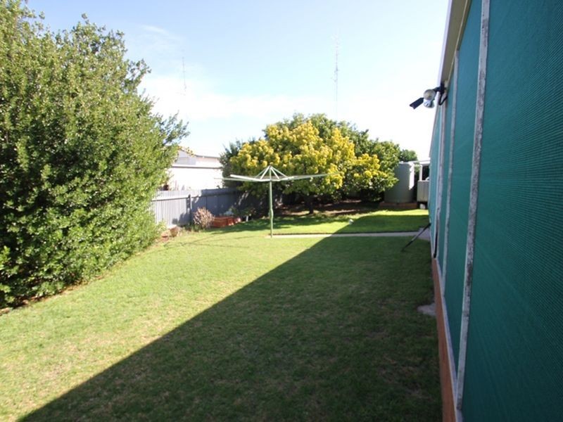 11 Stuckey Street, Moonta Bay SA 5558