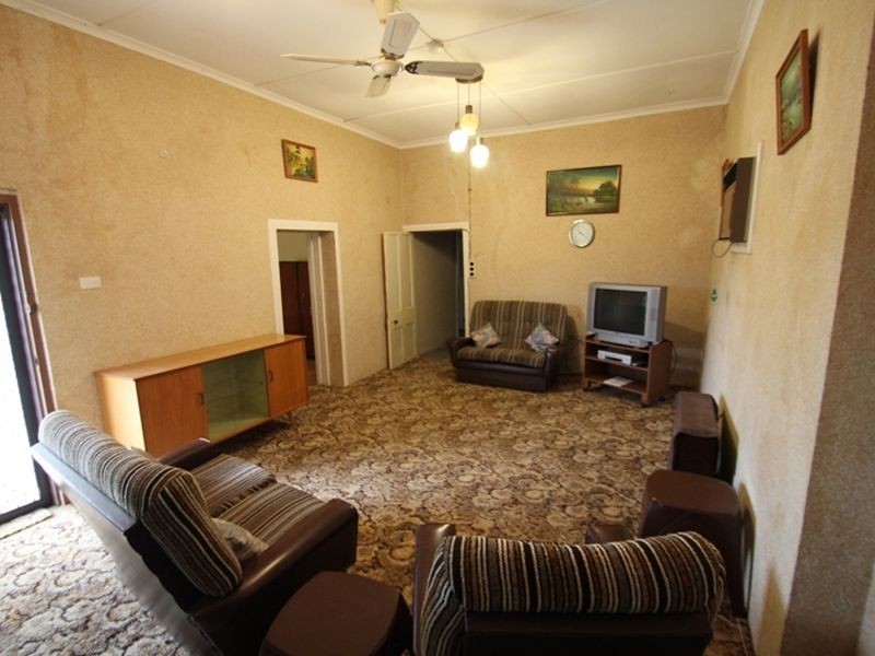 592 Lloyd Street, Moonta Mines SA 5558