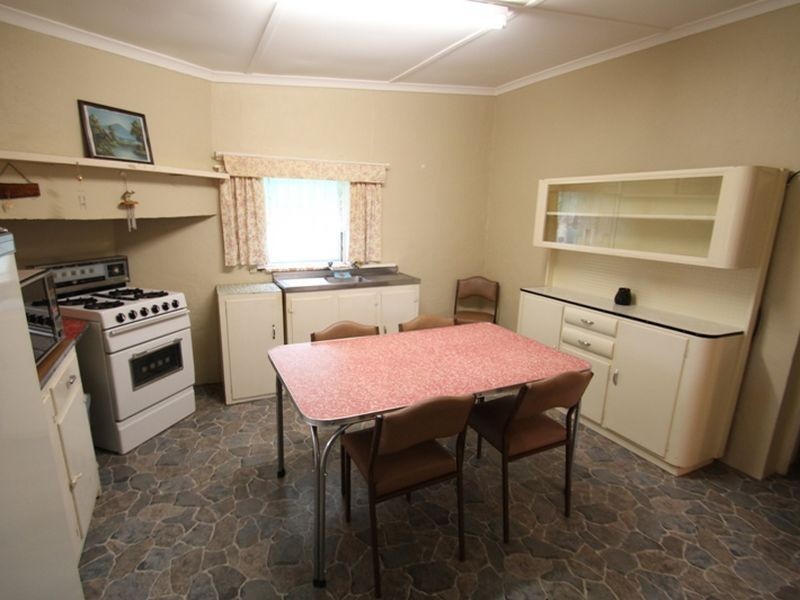 592 Lloyd Street, Moonta Mines SA 5558