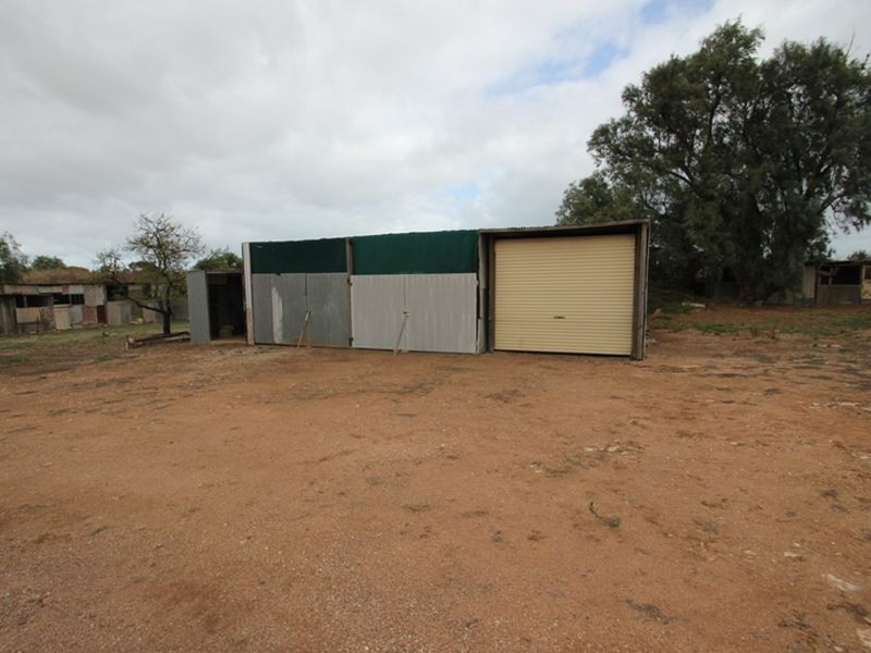 592 Lloyd Street, Moonta Mines SA 5558
