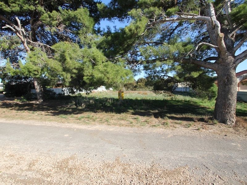 79 Bay Road, Moonta Bay SA 5558