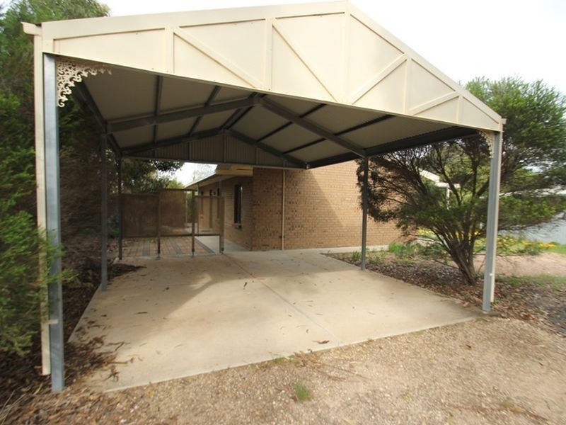 152 Coast Road, Moonta Bay SA 5558