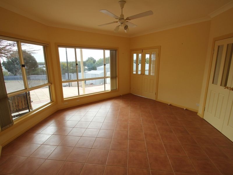 15 Harbison Street, Moonta Bay SA 5558