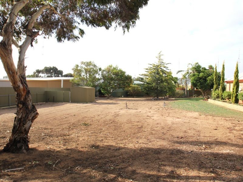 110 Bay Road, Moonta Bay SA 5558