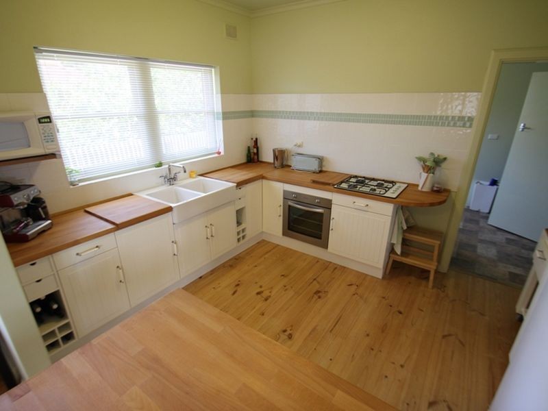 19 Caroline Street, Moonta SA 5558