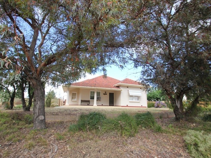 22 Hughes Avenue, Moonta Bay SA 5558