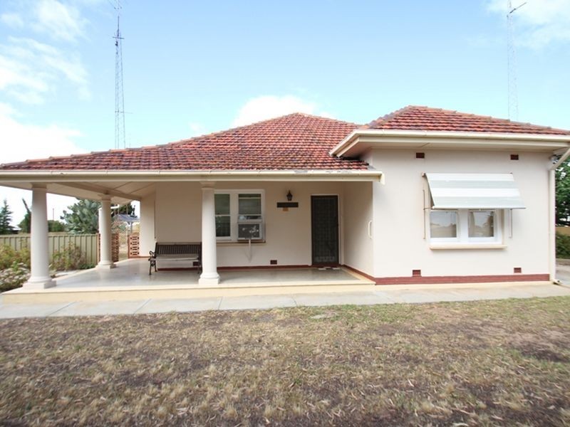 22 Hughes Avenue, Moonta Bay SA 5558