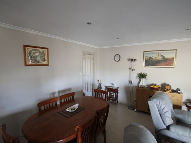 3 Hazel Street, Moonta Bay SA 5558