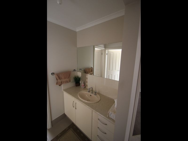 3 Hazel Street, Moonta Bay SA 5558