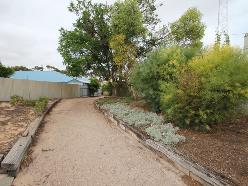 37 Caroline Street, Moonta SA 5558