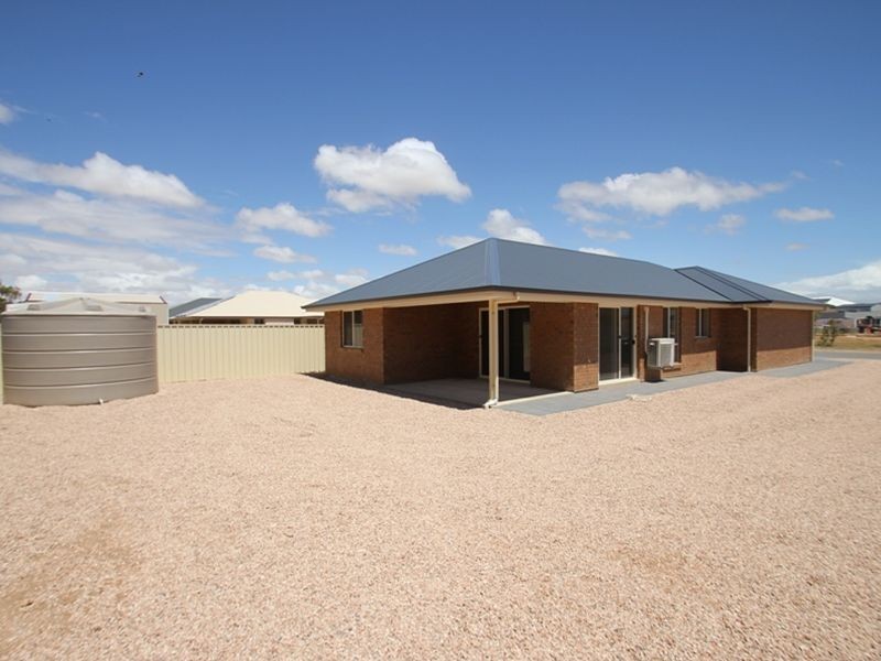 44 Bray Street, Moonta Bay SA 5558