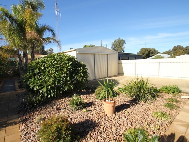 28 Moontana Avenue, Moonta Bay SA 5558