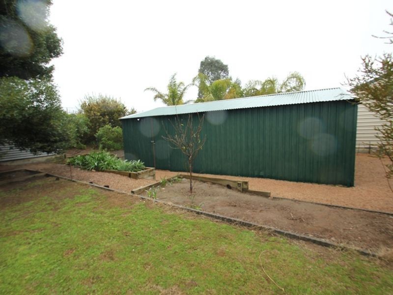 4 Martin Street, Moonta Bay SA 5558
