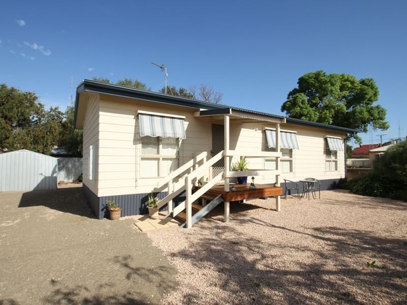 15a Henry Street, Moonta SA 5558