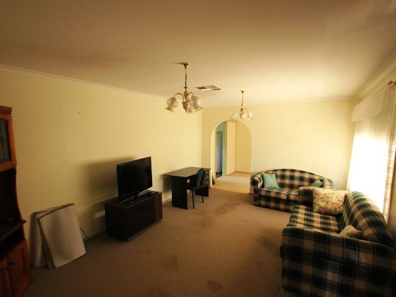 18 Lucy Street, Moonta Bay SA 5558