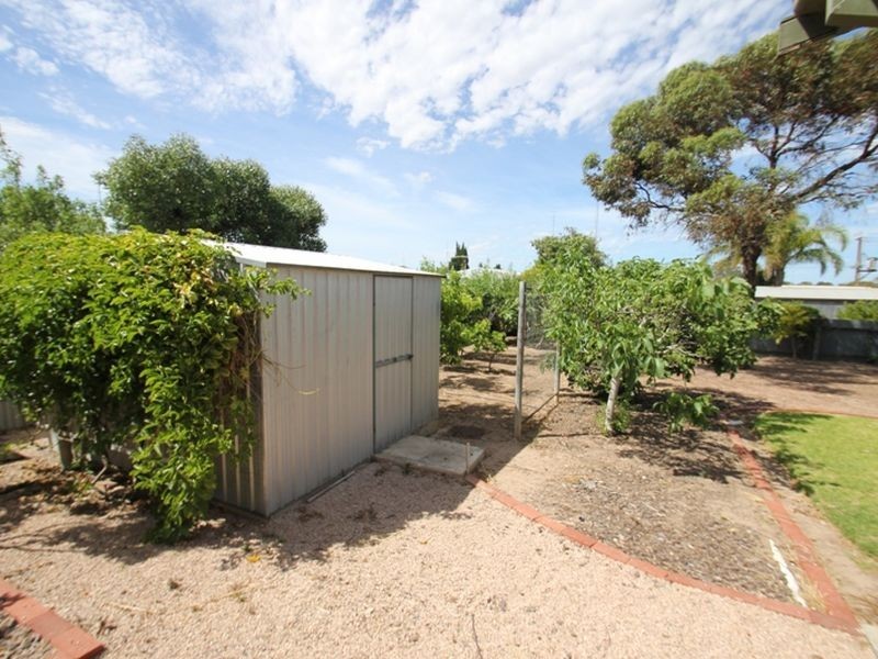 18 Lucy Street, Moonta Bay SA 5558