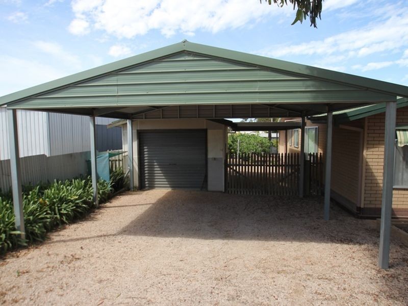 18 Lucy Street, Moonta Bay SA 5558