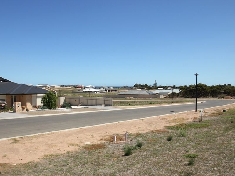 7 Willard Street, Moonta Bay SA 5558