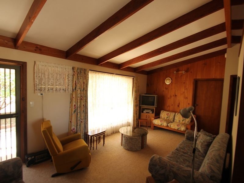 5 Martin Street, Moonta Bay SA 5558