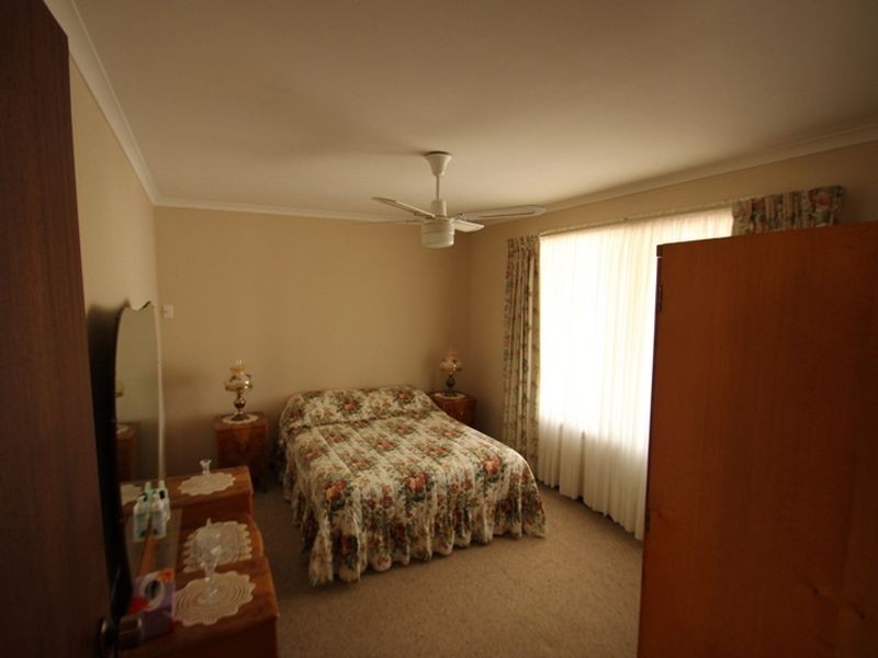 5 Martin Street, Moonta Bay SA 5558