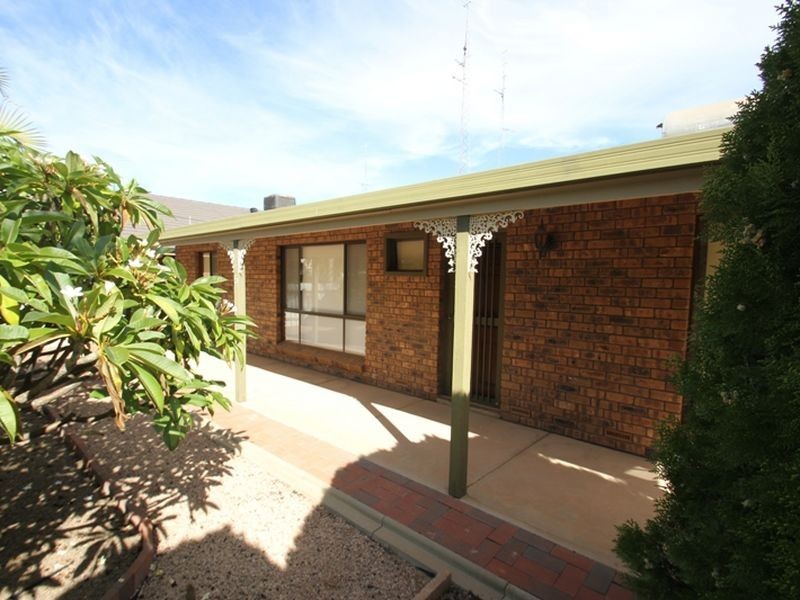 5 Martin Street, Moonta Bay SA 5558