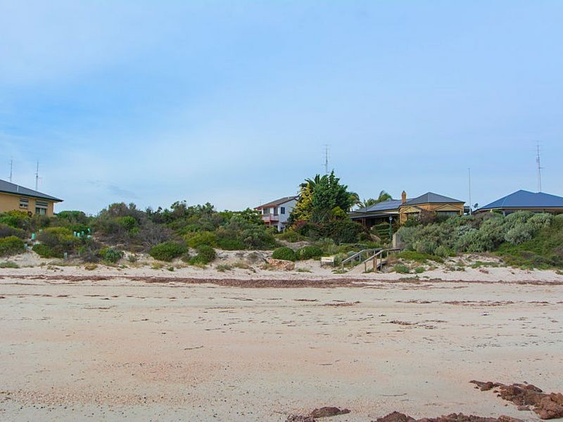 14 Kemp Place, Moonta Bay SA 5558