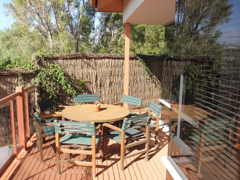 14 Kemp Place, Moonta Bay SA 5558