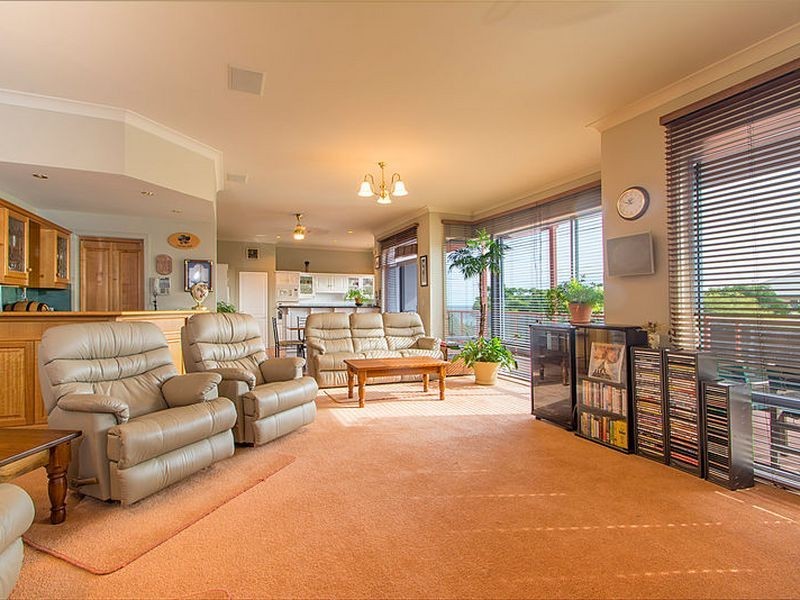 14 Kemp Place, Moonta Bay SA 5558