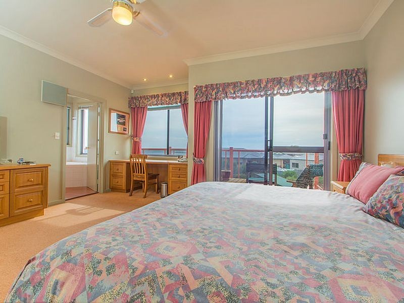 14 Kemp Place, Moonta Bay SA 5558