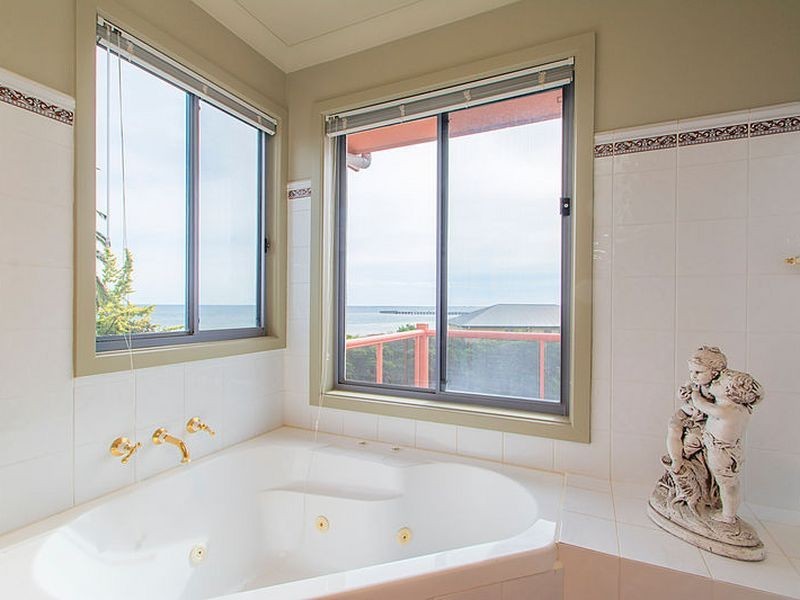 14 Kemp Place, Moonta Bay SA 5558