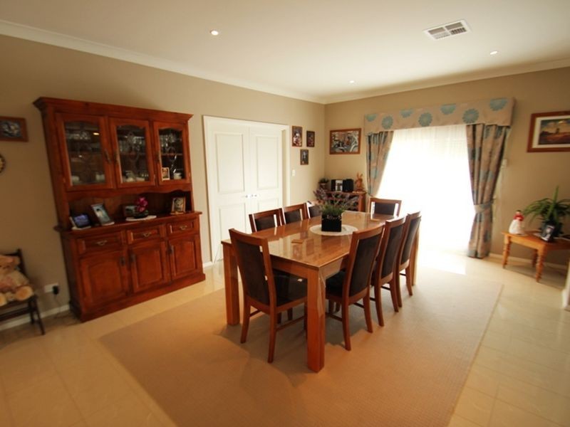 13 Willard Street, Moonta Bay SA 5558