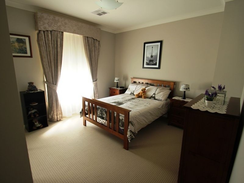 13 Willard Street, Moonta Bay SA 5558