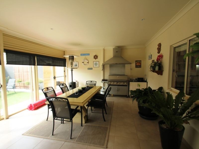 13 Willard Street, Moonta Bay SA 5558