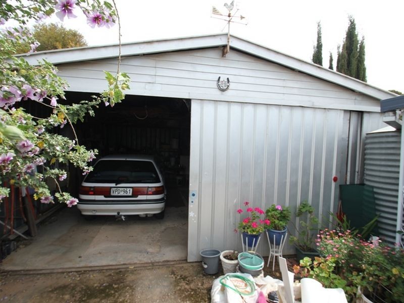 119 Coast Road, Moonta Bay SA 5558