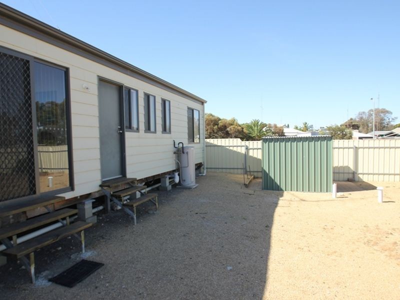 8 Haylock Road, North Moonta SA 5558